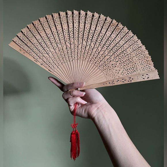 Vintage Hand Fan, Woodcut Design Folding Fan - Picture 1 of 8